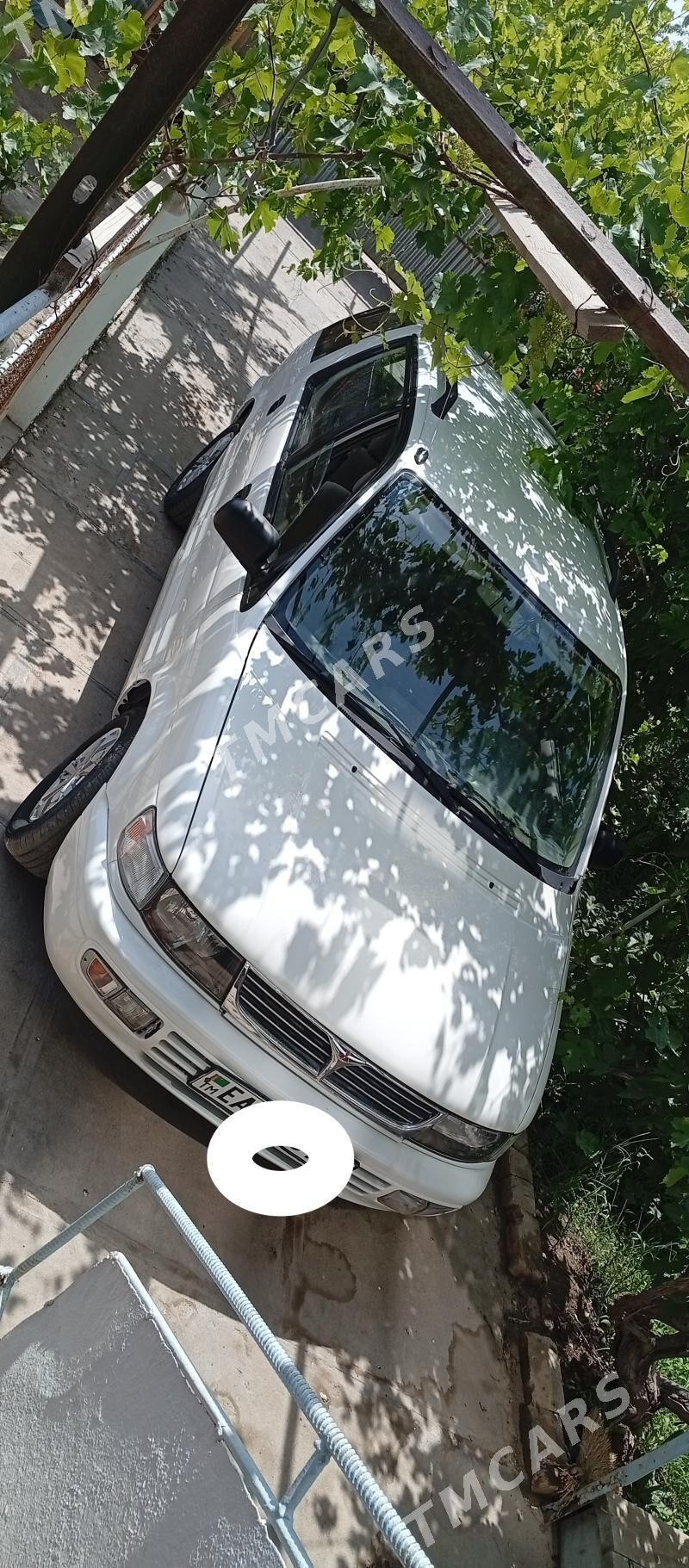 Mitsubishi Chariot 1995 - 30 000 TMT - Мары - img 4