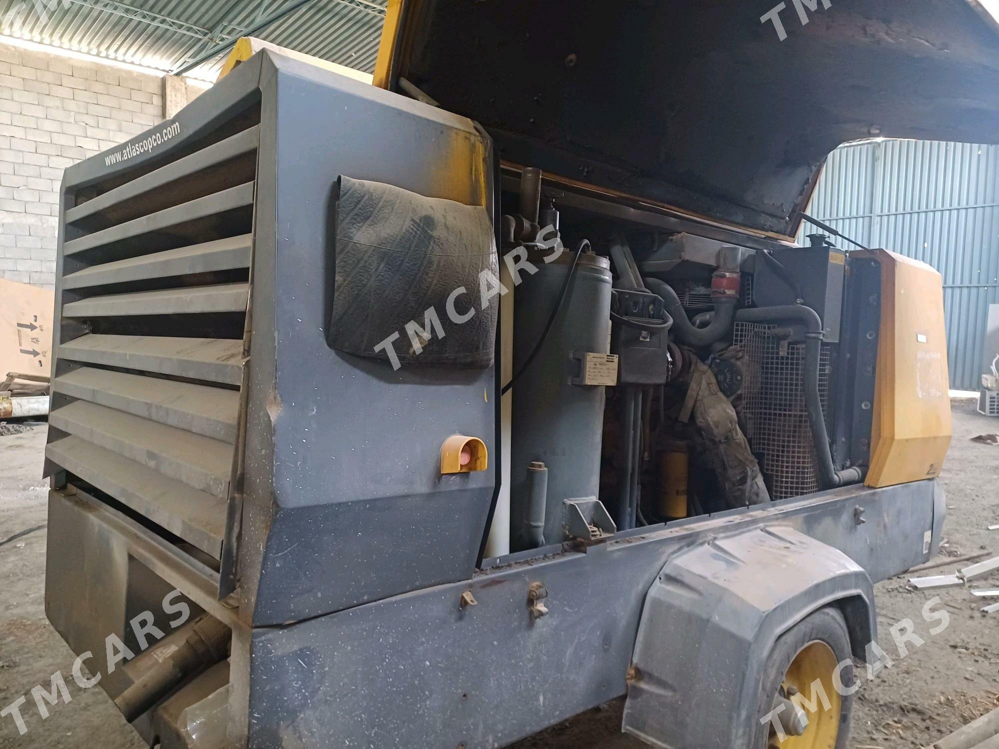 JCB 5CX Wastemaster 2015 - 400 000 TMT - Täze zaman - img 4