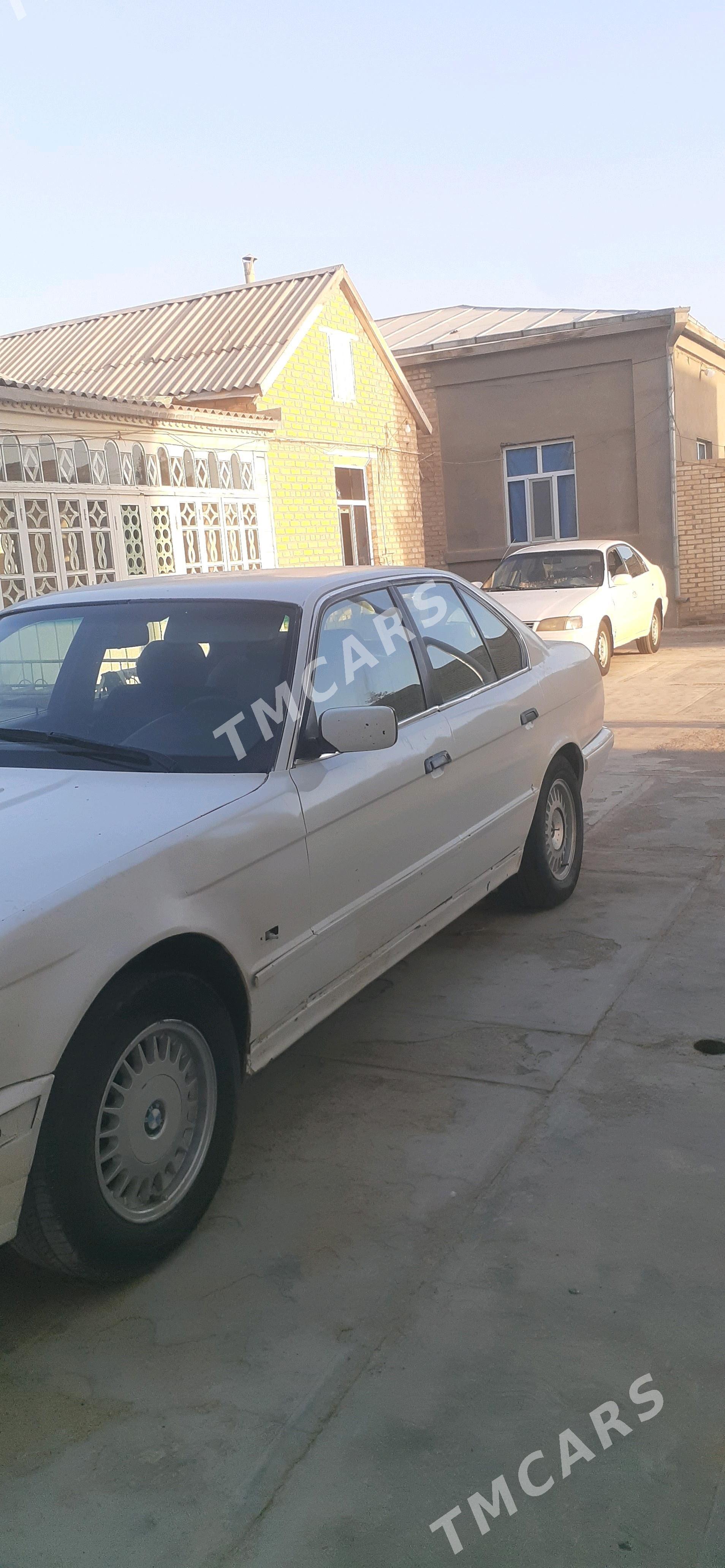 BMW 525 1990 - 45 000 TMT - Мары - img 5