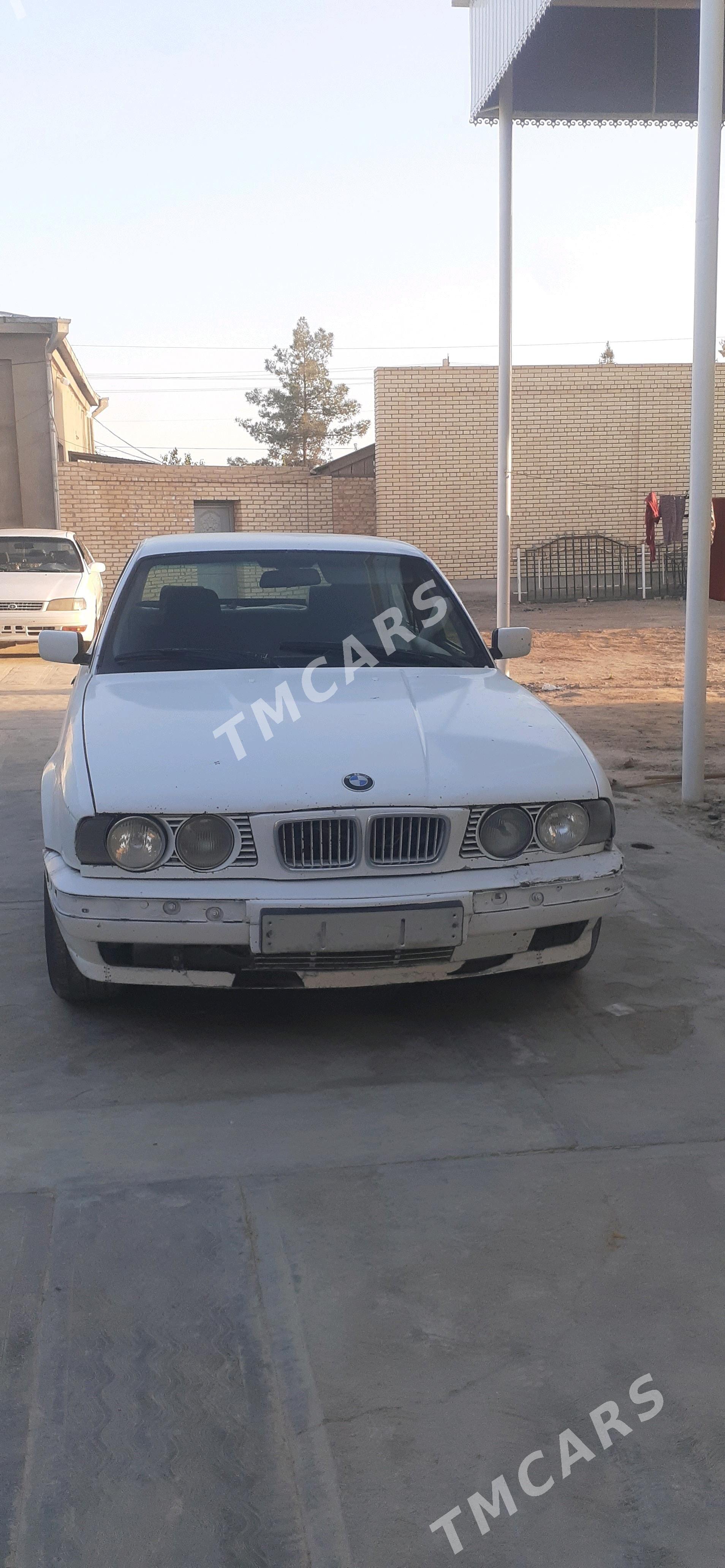 BMW 525 1990 - 45 000 TMT - Мары - img 4