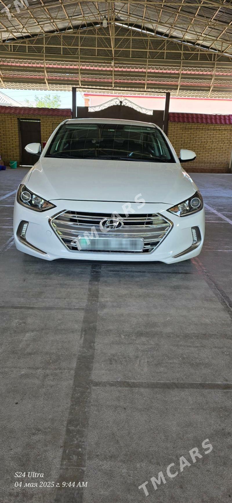 Hyundai Elantra 2018 - 200 000 TMT - Mary - img 2