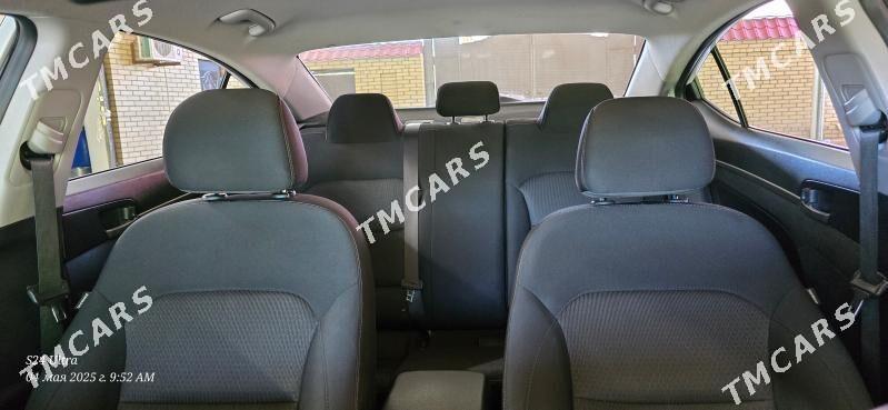 Hyundai Elantra 2018 - 200 000 TMT - Mary - img 7