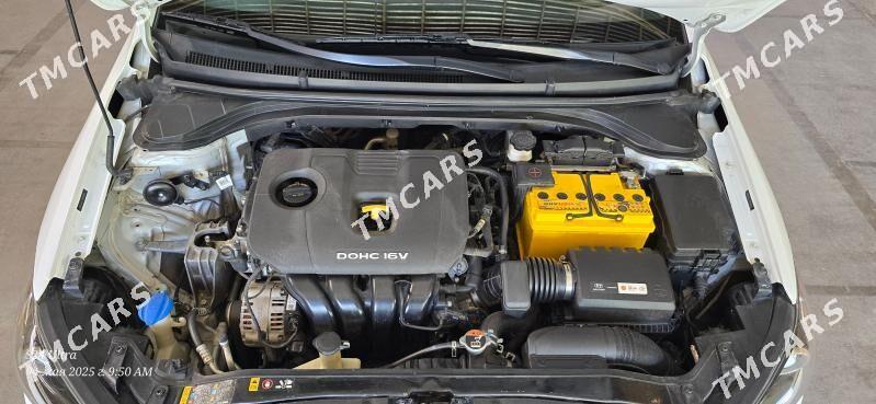 Hyundai Elantra 2018 - 200 000 TMT - Mary - img 5