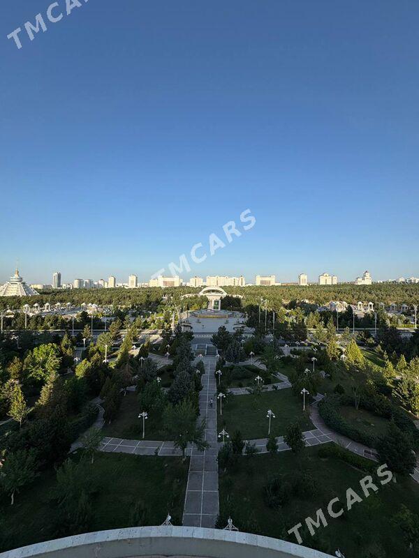 КНИГА « РУХНАМА» - Aşgabat - img 10