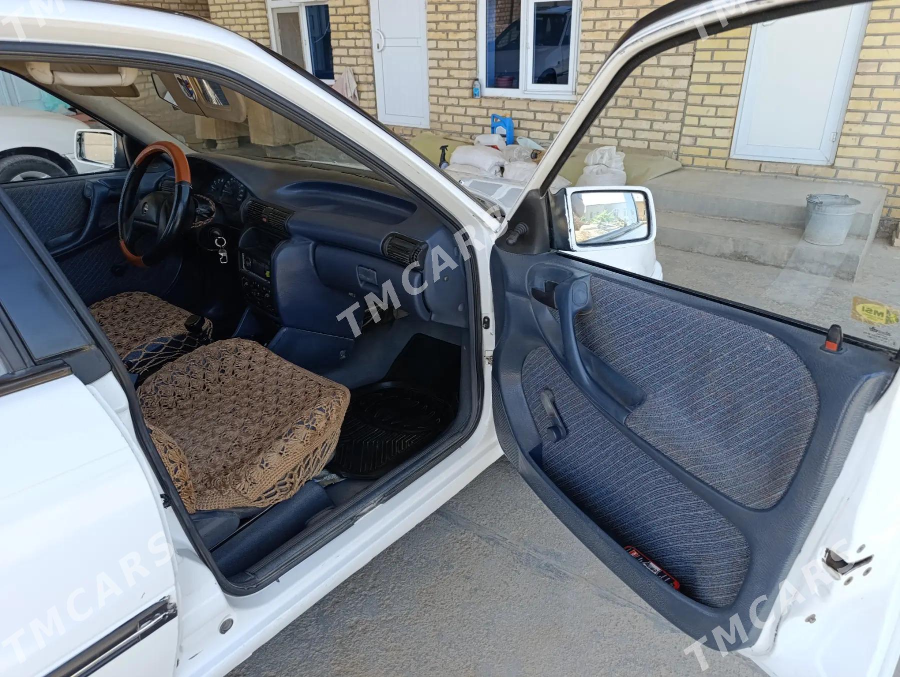 Opel Astra 1992 - 30 000 TMT - Mary - img 8