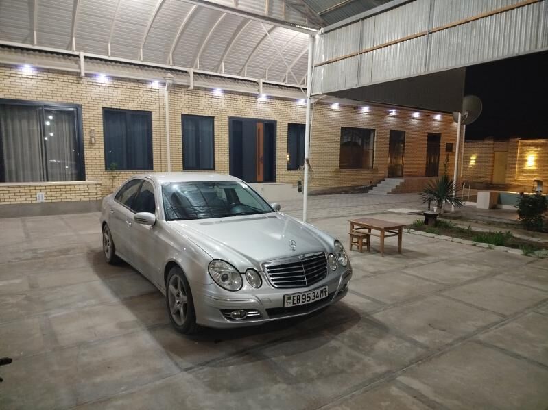 Mercedes-Benz E320 2004 - 125 000 TMT - Мары - img 3