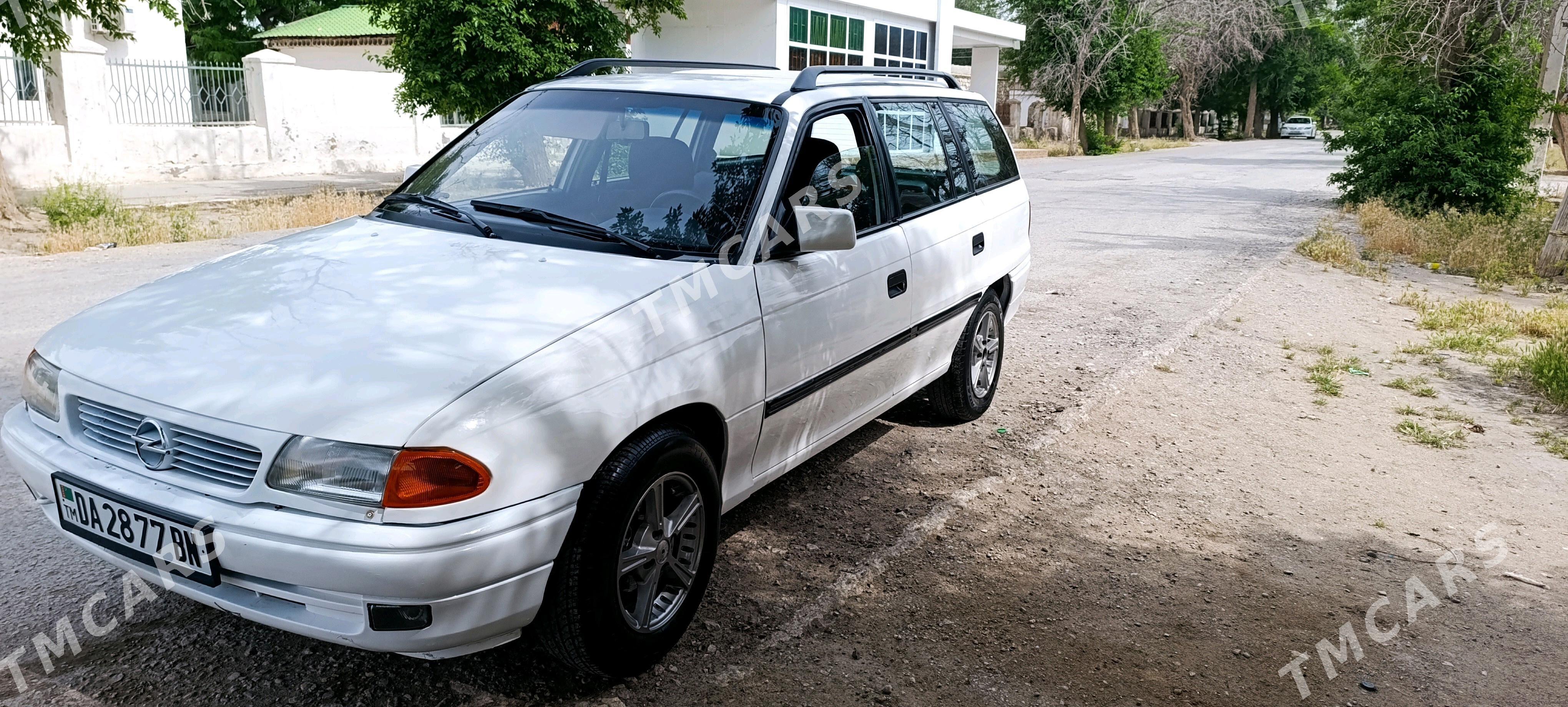 Opel Astra 1993 - 36 000 TMT - Balkanabat - img 4