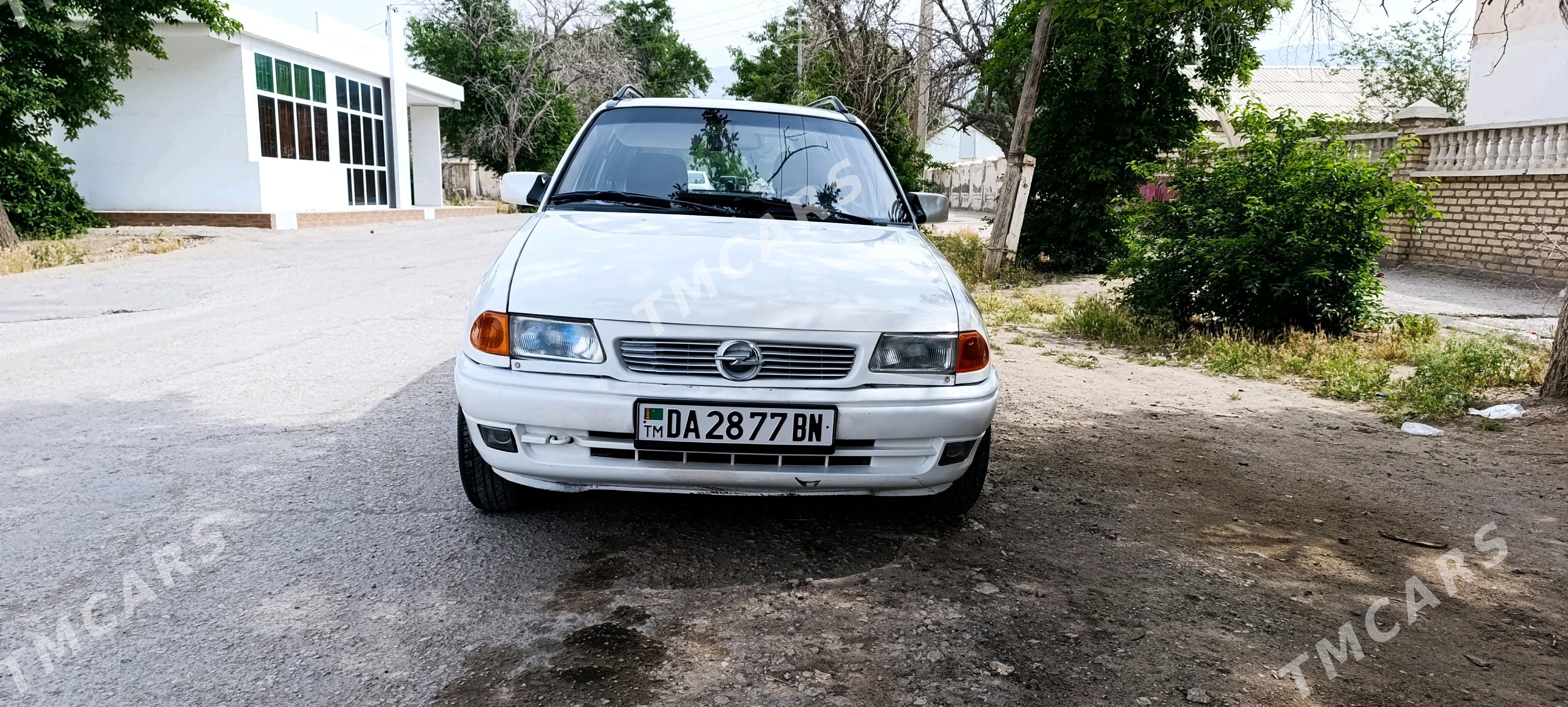 Opel Astra 1993 - 36 000 TMT - Balkanabat - img 3