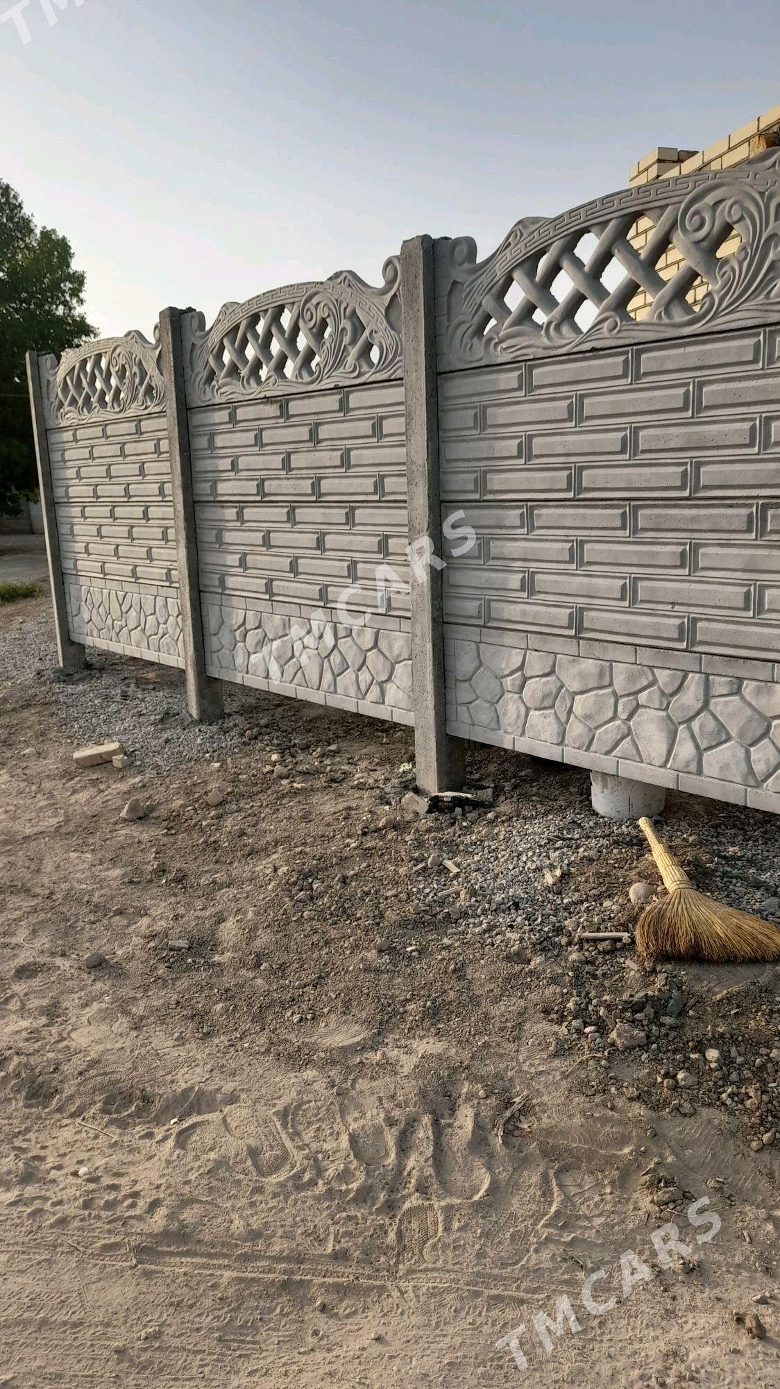 Beton zabor - Чарджоу - img 10