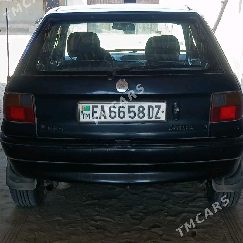 Opel Astra 1993 - 20 000 TMT - Кёнеургенч - img 1