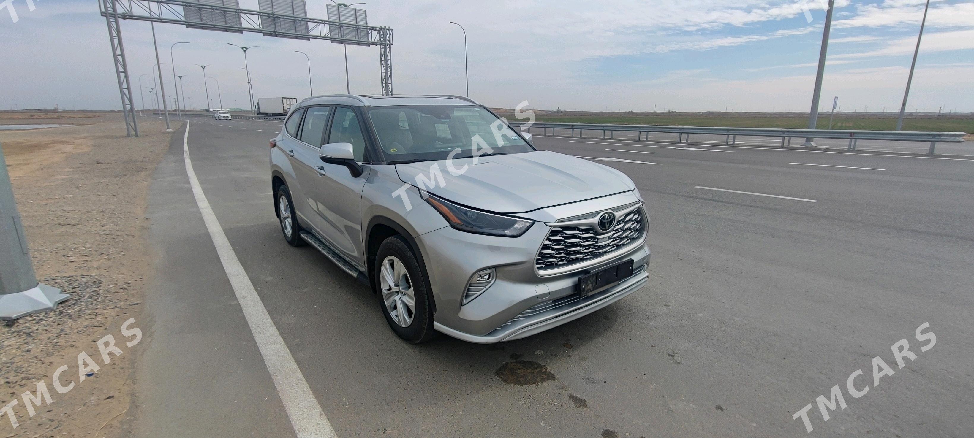 Toyota Highlander 2022 - 560 000 TMT - Анев - img 2