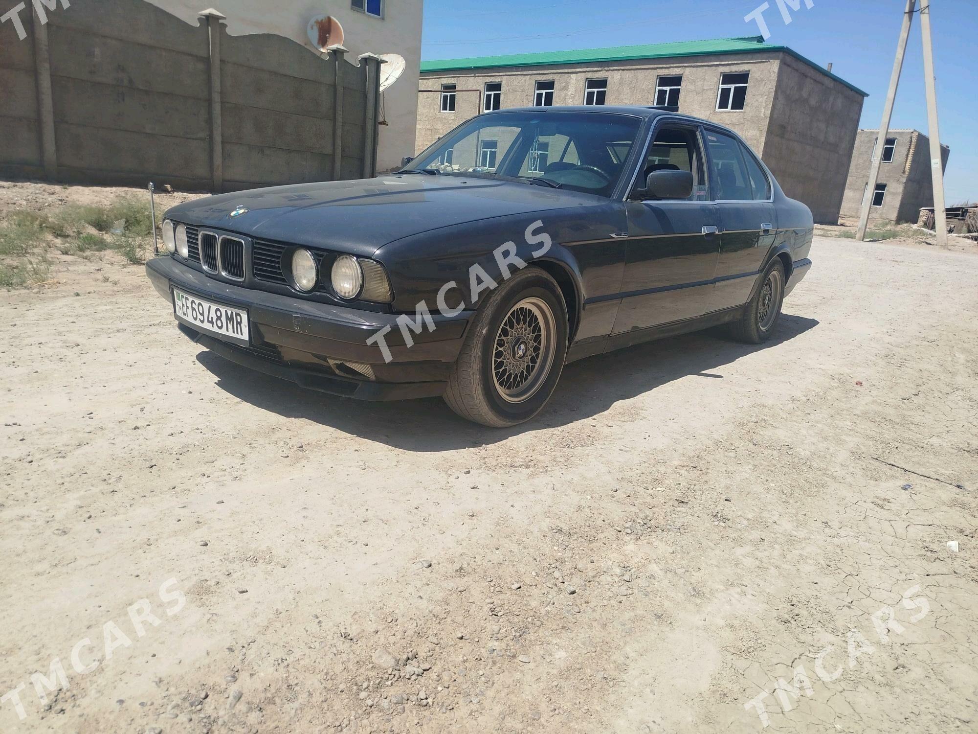 BMW 525 1993 - 65 000 TMT - Мургап - img 3
