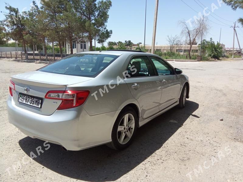 Toyota Camry 2013 - 250 000 TMT - Мары - img 2