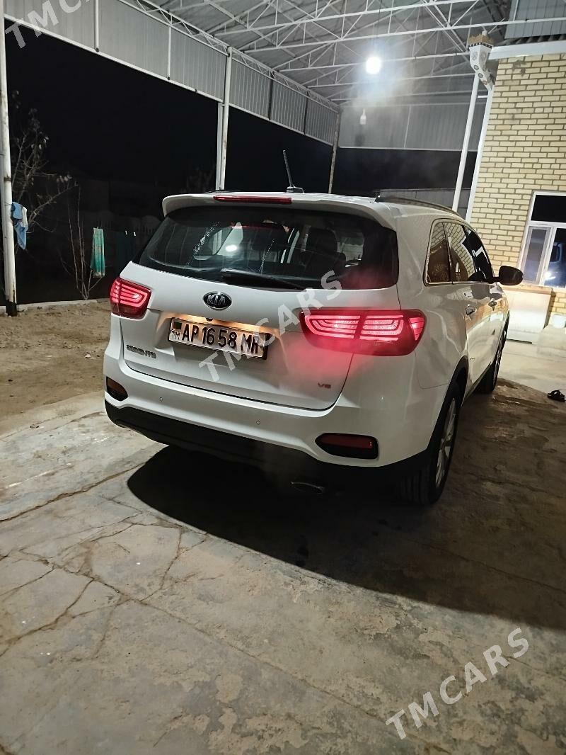 Kia Sorento 2019 - 270 000 TMT - Мары - img 2