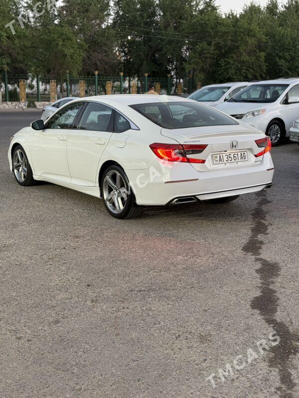 Honda Accord 2018 - 300 000 TMT - Мары - img 9