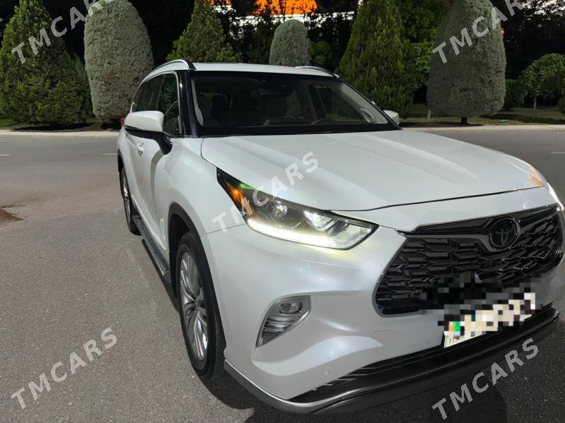 Toyota Highlander 2022 - 710 000 TMT - Aşgabat - img 8
