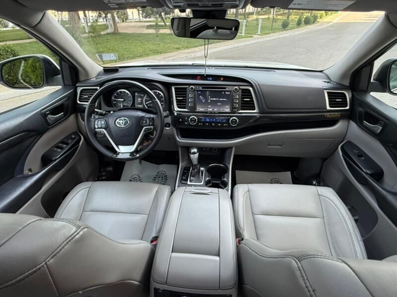 Toyota Highlander 2018 - 430 000 TMT - Aşgabat - img 10