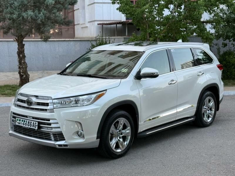 Toyota Highlander 2018 - 430 000 TMT - Aşgabat - img 2