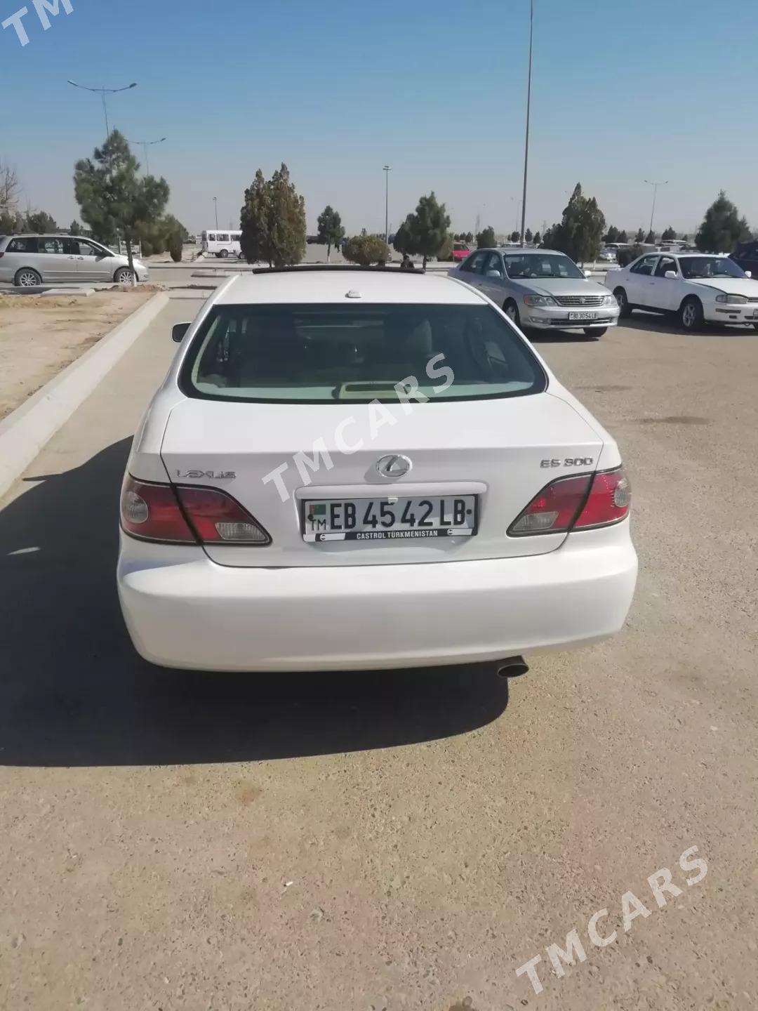 Lexus ES 300 2002 - 180 000 TMT - Saýat - img 6