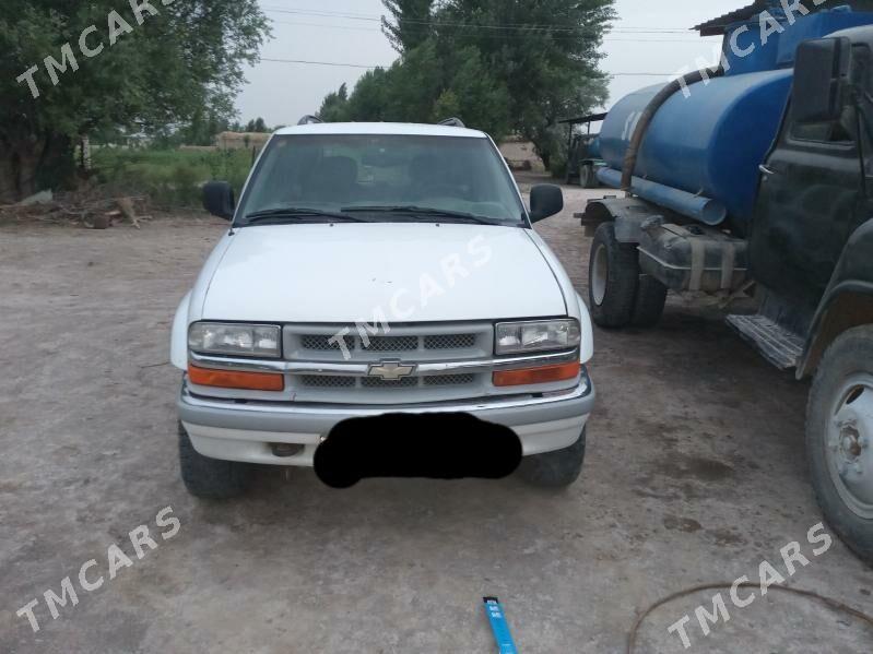 Chevrolet Blazer 1998 - 40 000 TMT - Türkmenbaşy etr. - img 4