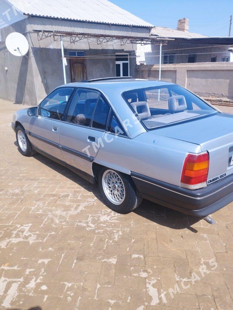Opel Omega 1991 - 36 000 TMT - Baýramaly - img 4