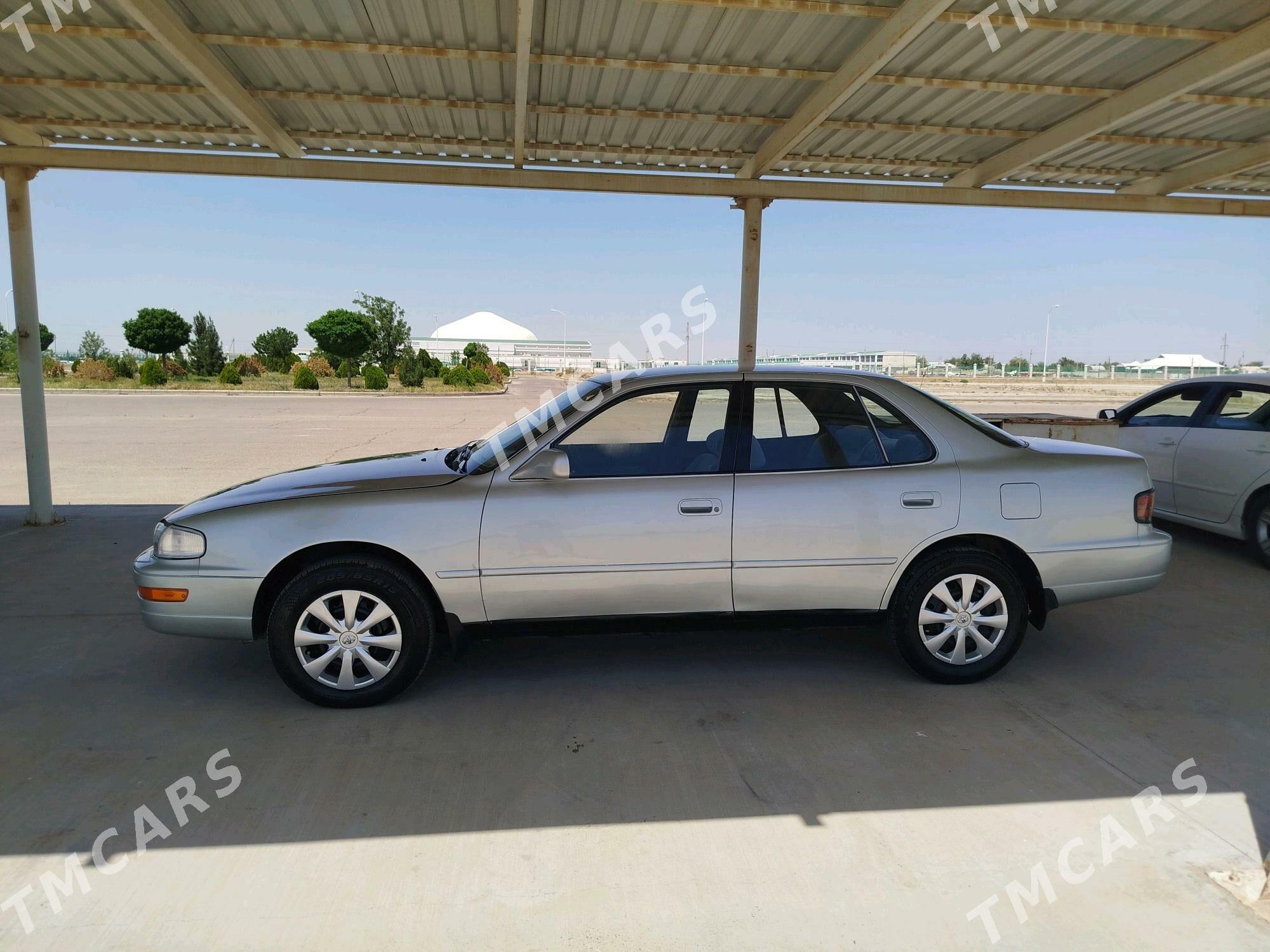 Toyota Camry 1994 - 89 000 TMT - Мары - img 3
