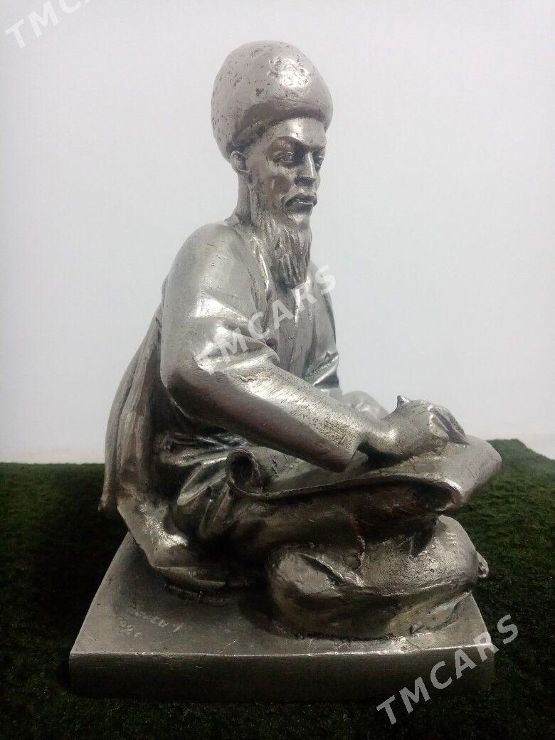 Heykel Magtymguly Gadymy - Aşgabat - img 3