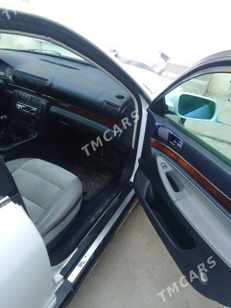 Audi A4 1996 - 65 000 TMT - 30 mkr - img 5