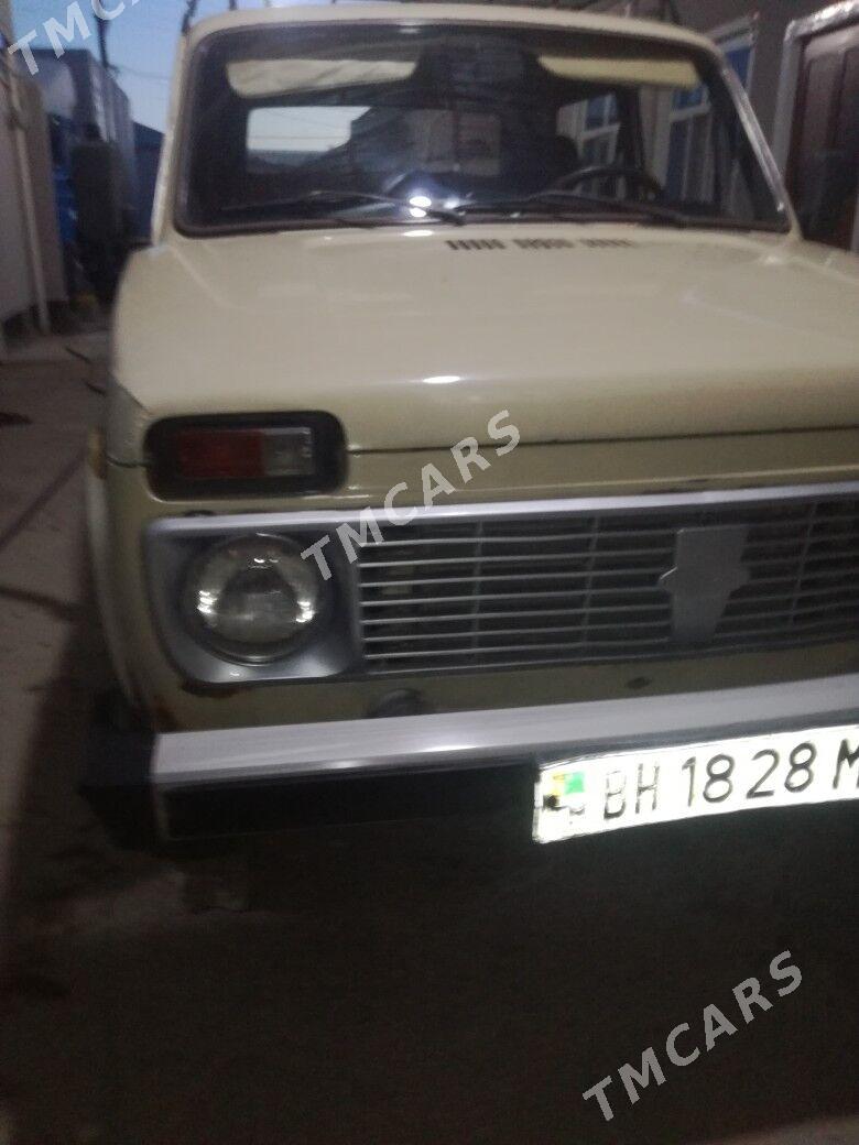 Lada Niva 1988 - 30 000 TMT - Байрамали - img 3