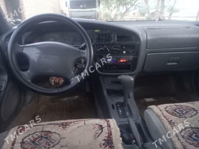 Toyota Camry 1995 - 67 000 TMT - етр. Туркменбаши - img 2