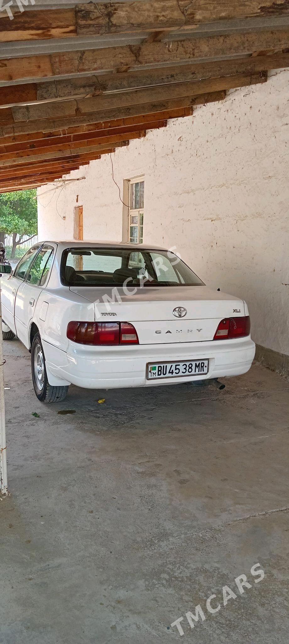 Toyota Camry 1997 - 65 000 TMT - Тагтабазар - img 3