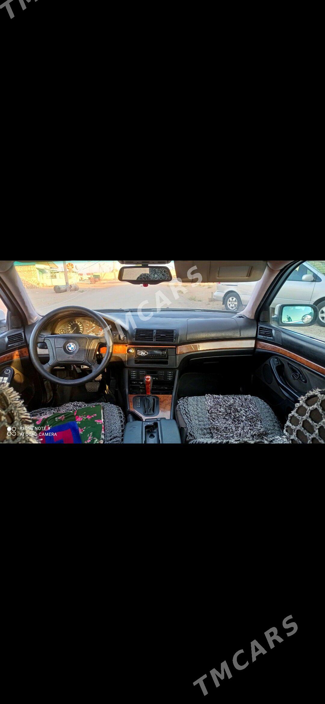BMW E39 1997 - 61 000 TMT - Balkanabat - img 4