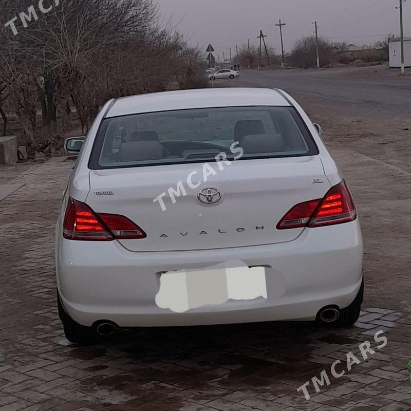 Toyota Avalon 2005 - 160 000 TMT - Türkmengala - img 3