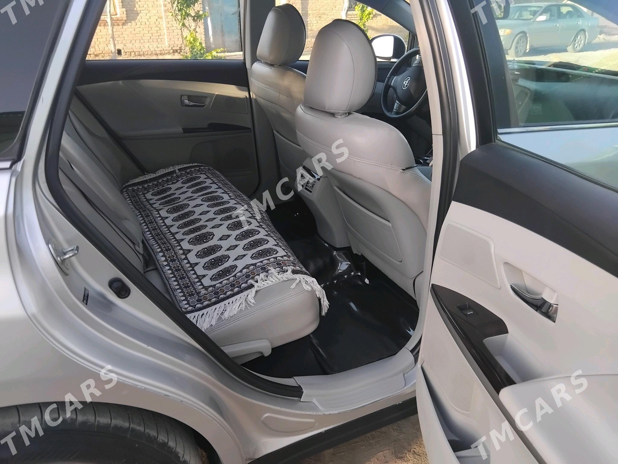 Toyota Venza 2010 - 220 000 TMT - Dänew - img 3