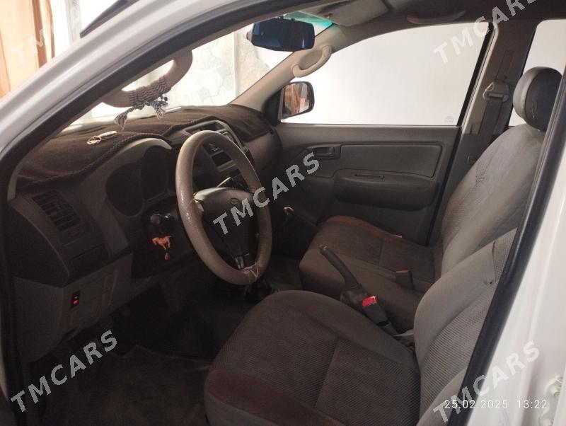 Toyota Hilux 2010 - 300 000 TMT - Туркменабат - img 6