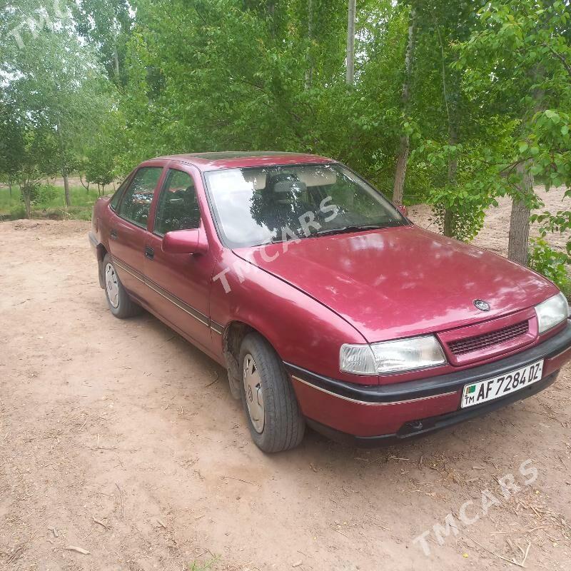 Opel Vectra 1993 - 44 000 TMT - Губадаг - img 2