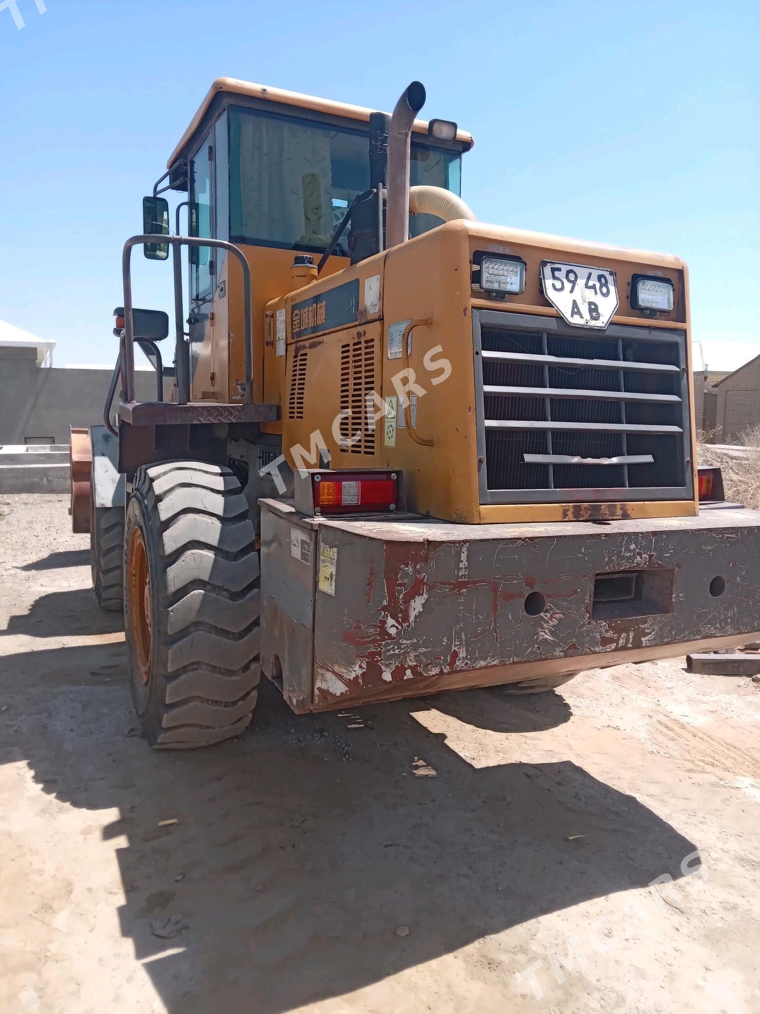 XCMG LW300F 2013 - 350 000 TMT - Мары - img 2