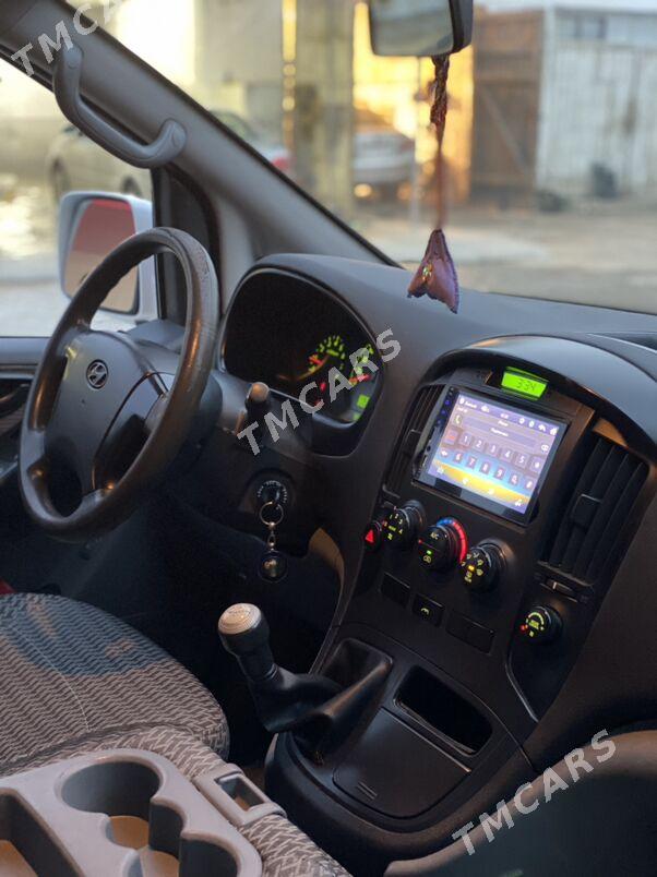 Hyundai H-1 2008 - 235 000 TMT - Туркменбаши - img 1
