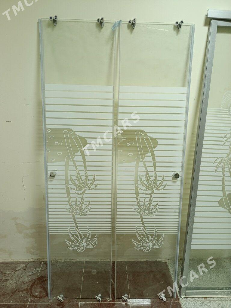 Duş kabina - Sowetskiý köç. (Garaşsyzlyk şaýoly) - img 1