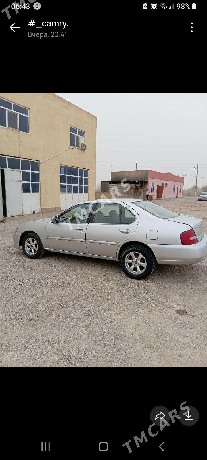 Nissan Altima 2001 - 31 000 TMT - Halaç - img 7