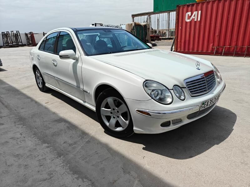 Mercedes-Benz E300 2005 - 120 000 TMT - Bäherden - img 5