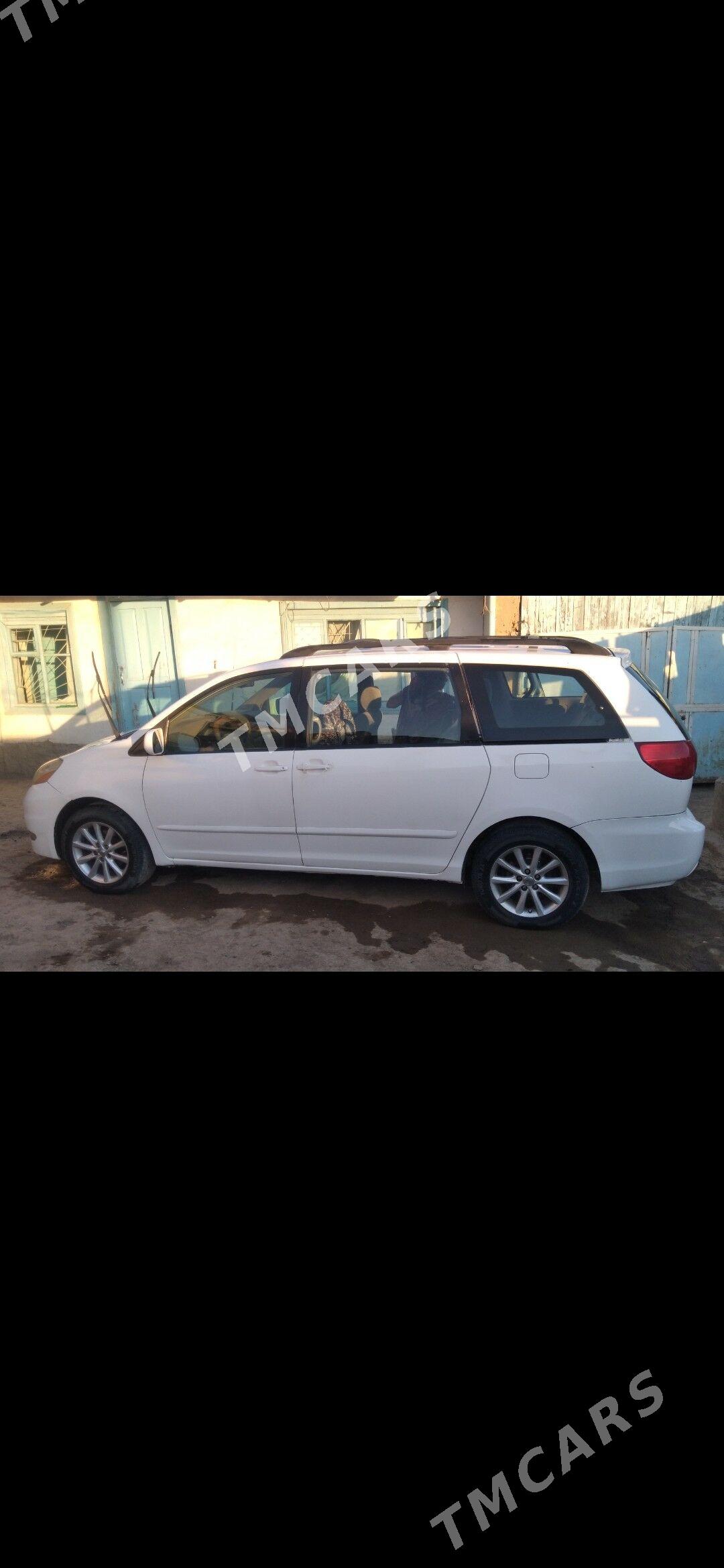 Toyota Sienna 2008 - 175 000 TMT - Махтумкули - img 4