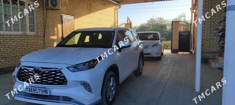 Toyota Highlander 2020 - 460 000 TMT - Türkmengala - img 4