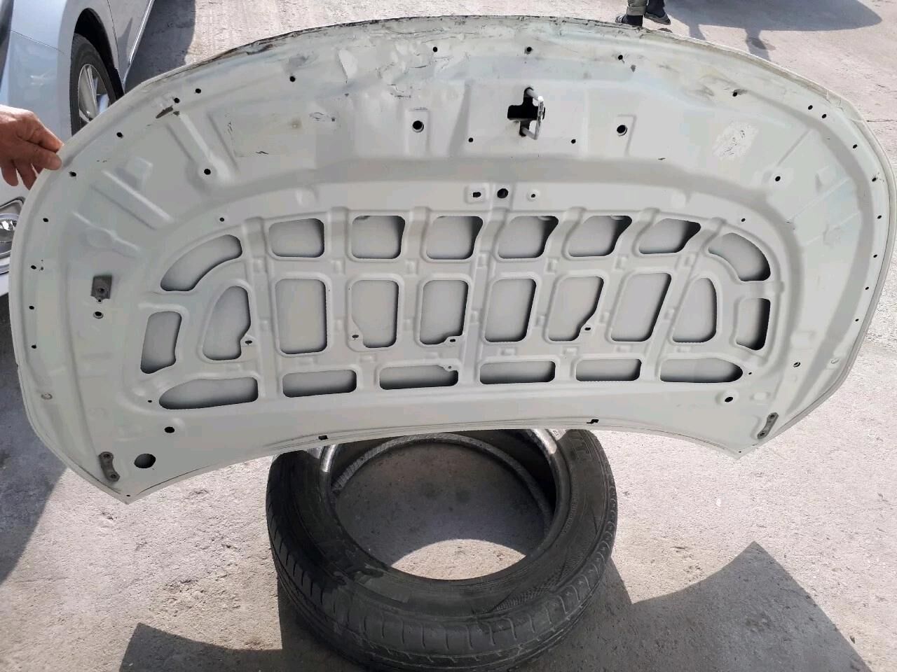Капот. COROLA. 2020, 1 000 TMT - Ашхабад - img 2