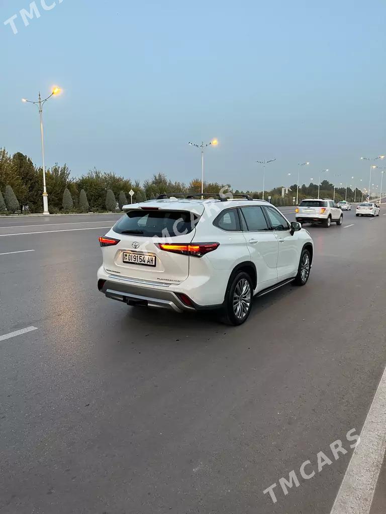 Toyota Highlander 2022 - 595 000 TMT - Bedew - img 4