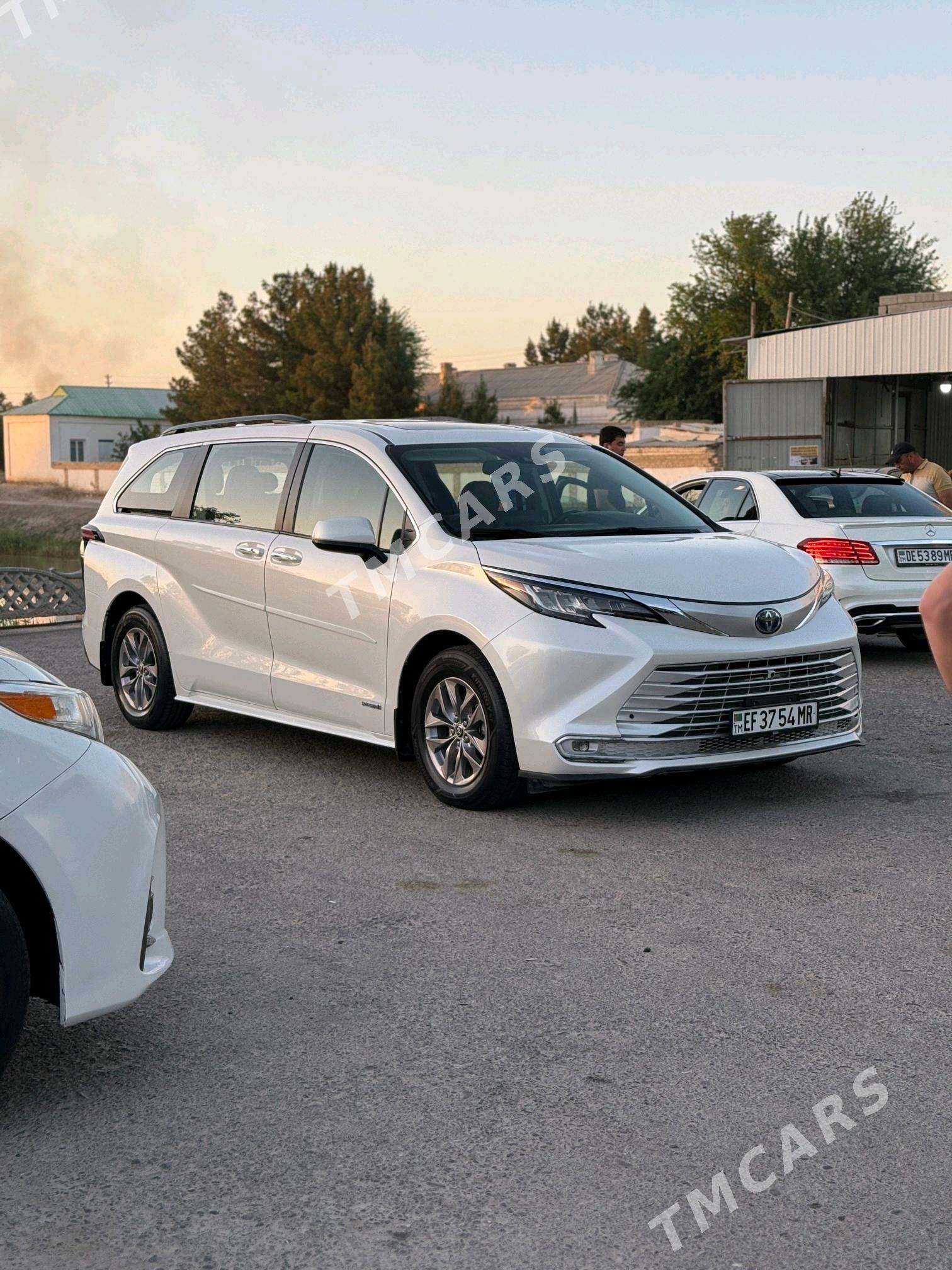 Toyota Sienna 2021 - 560 000 TMT - Mary - img 2
