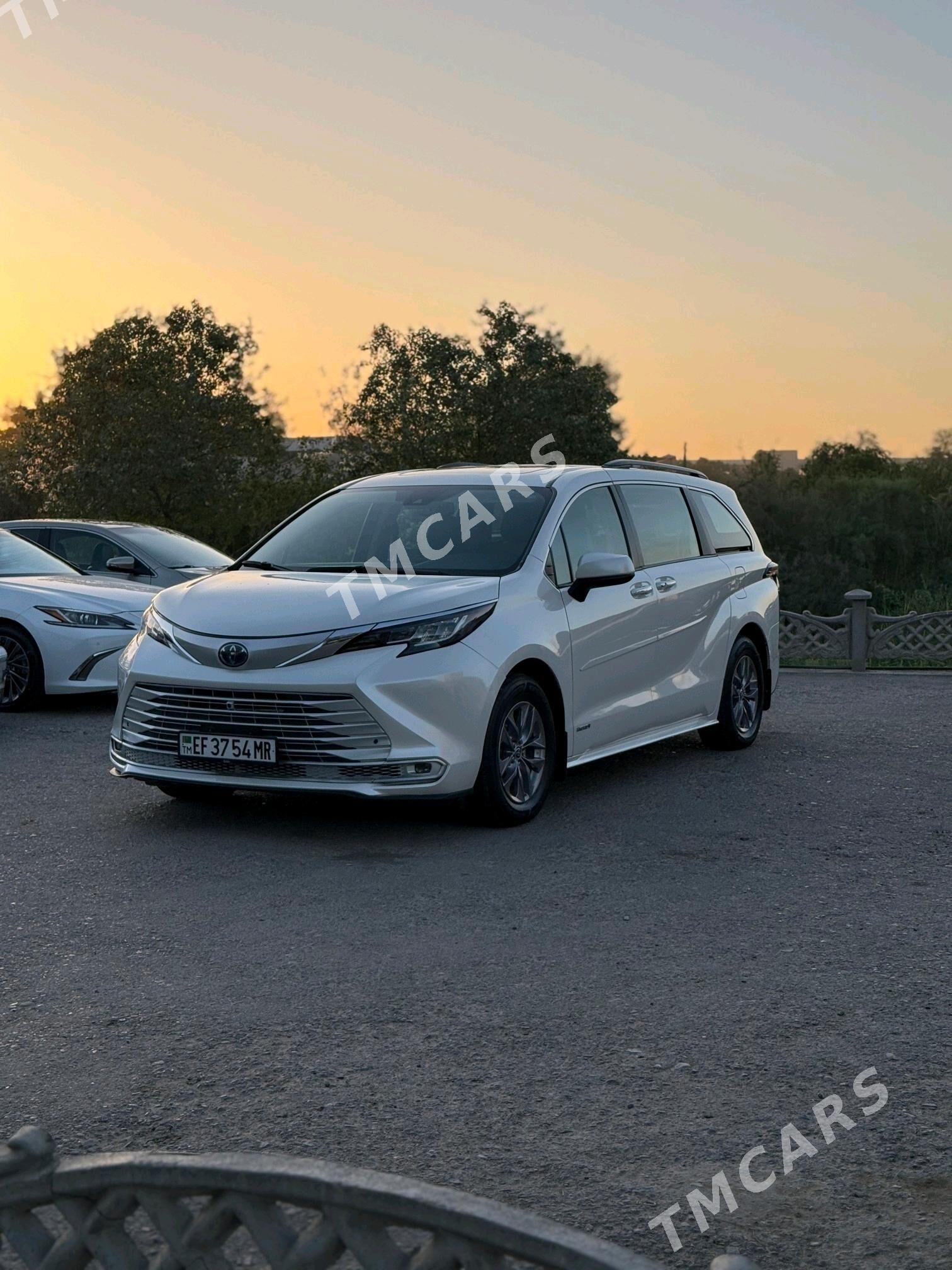 Toyota Sienna 2021 - 560 000 TMT - Mary - img 3