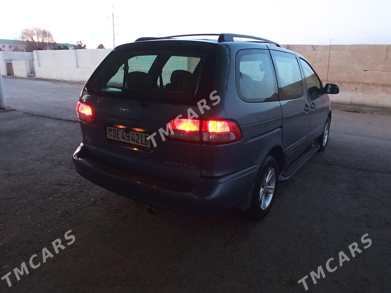 Toyota Sienna 2001 - 165 000 TMT - Туркменабат - img 10