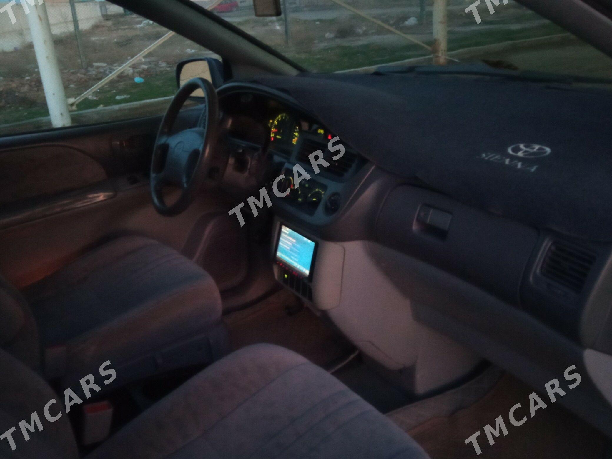 Toyota Sienna 2001 - 165 000 TMT - Туркменабат - img 5
