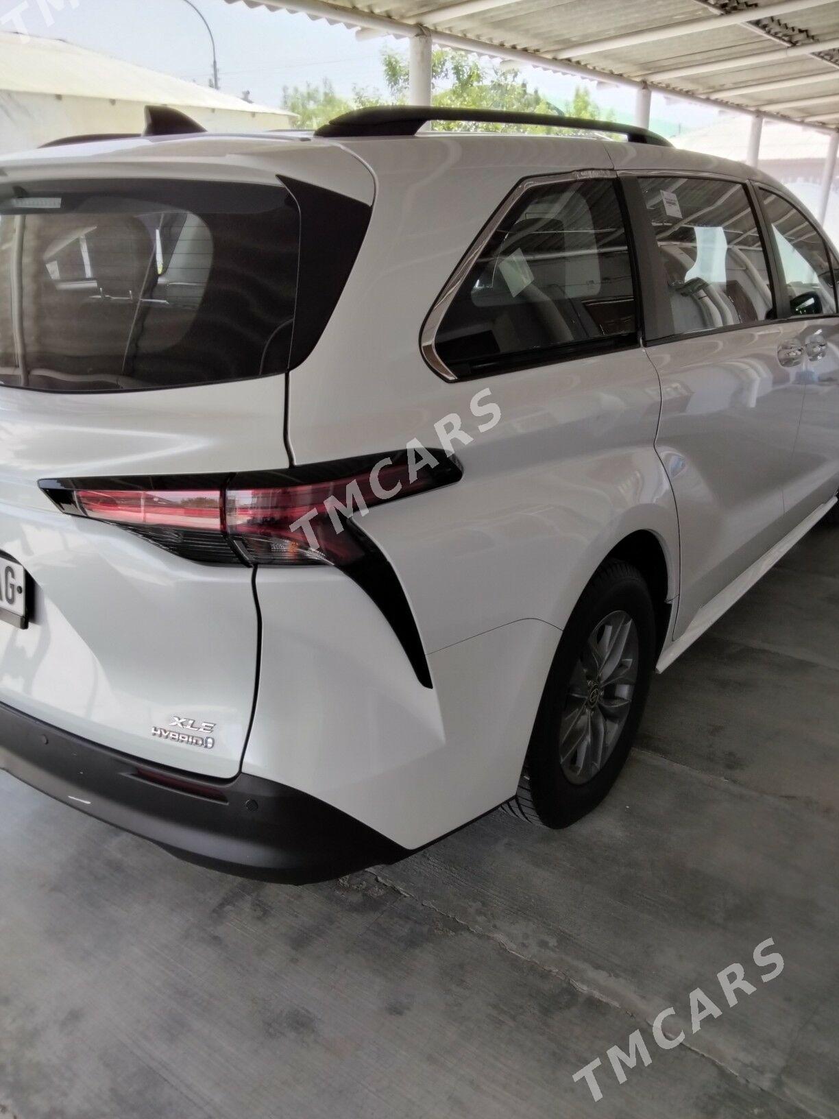 Toyota Sienna 2021 - 525 000 TMT - Aşgabat - img 6